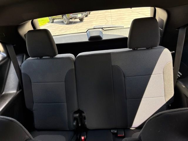 Used 2023 Chevrolet Traverse LT AWD/4WD image 32