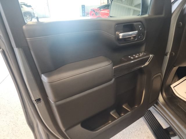 Used 2020 Chevrolet Silverado 1500 LTZ w/ LTZ Plus Package AWD/4WD image 9