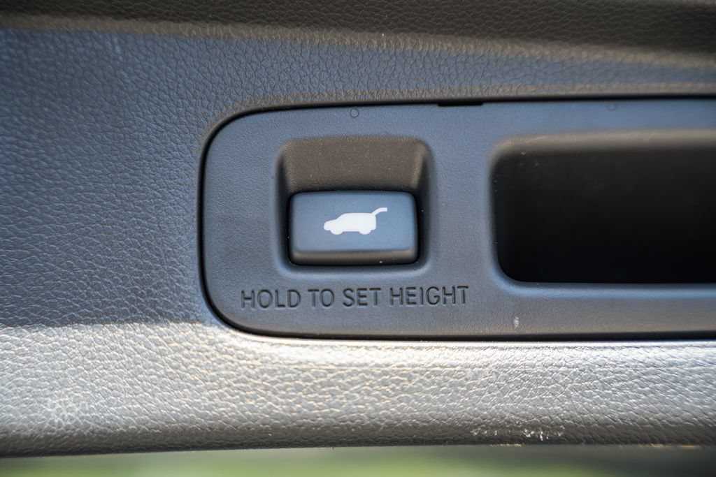Used 2023 Honda CR-V Sport Touring image 12