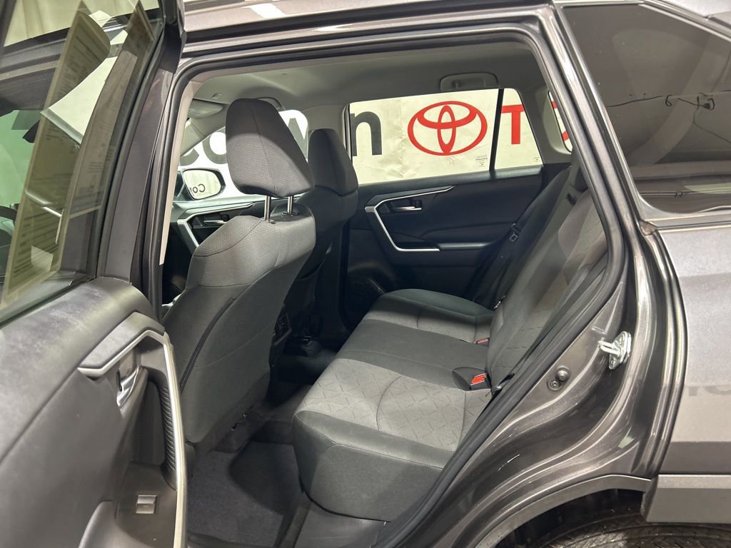 Used 2023 Toyota RAV4 XLE AWD/4WD image 20