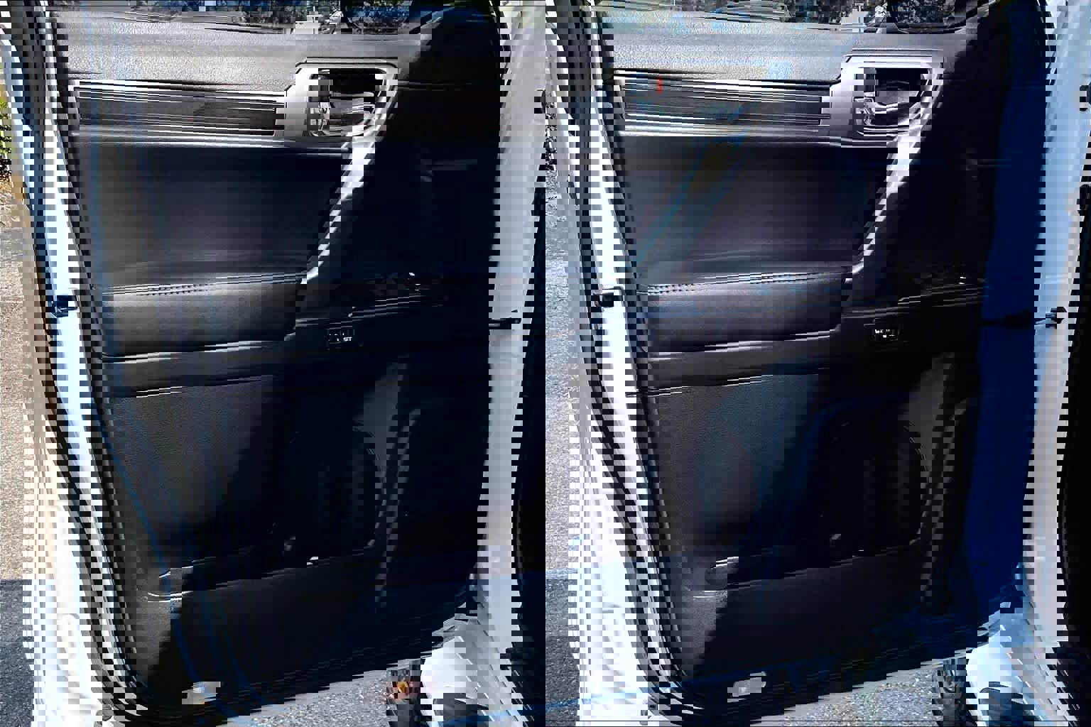 Used 2023 Lexus GX 460 Luxury w/ Sport Design Package image 26