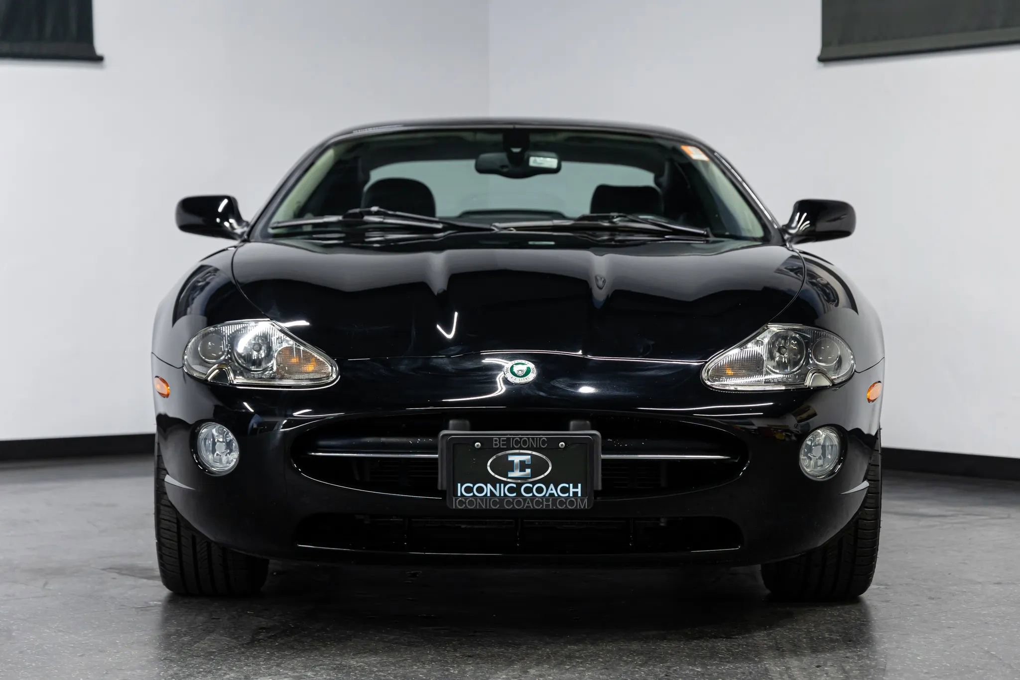 Used 2006 Jaguar XK8 Coupe image 3