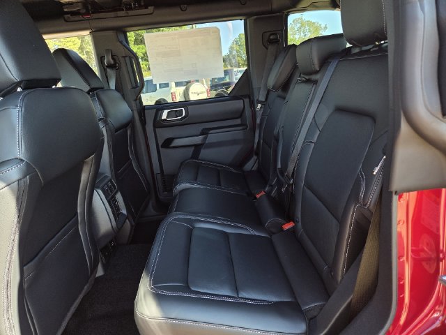 New 2026 Ford Bronco Outer Banks w/ Sasquatch Package AWD/4WD image 15