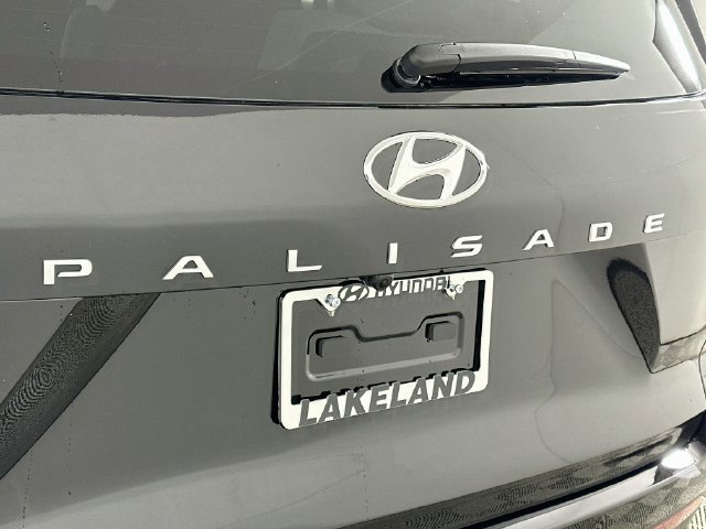 Used 2025 Hyundai Palisade SEL FWD image 24