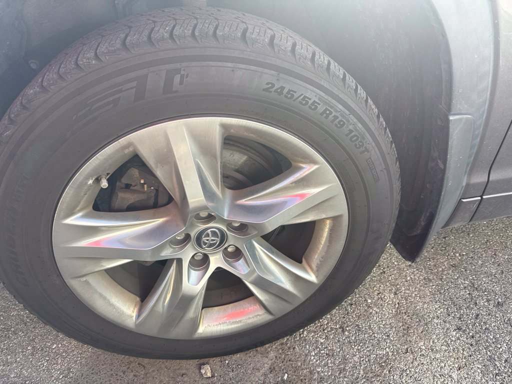Used 2016 Toyota Highlander Limited AWD/4WD image 12