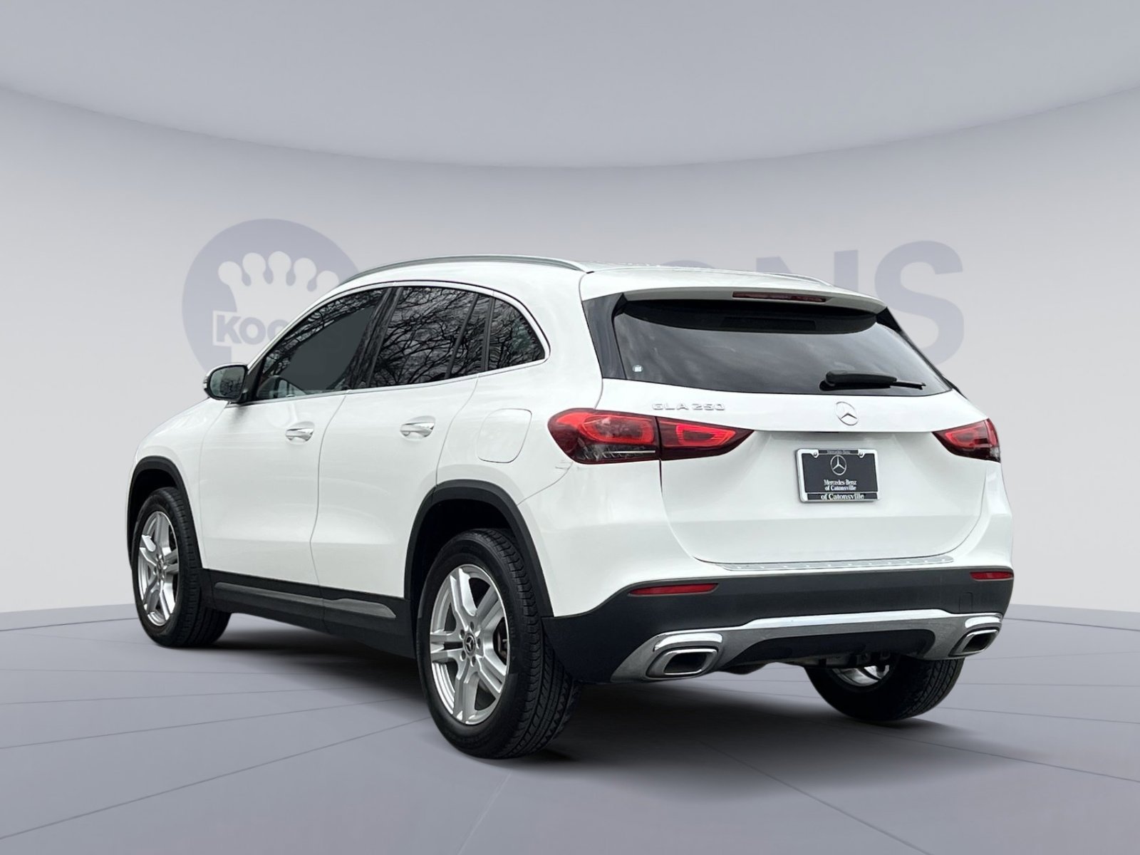 Used 2021 Mercedes-Benz GLA 250 w/ Premium Package image 4