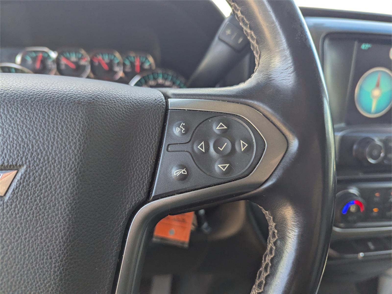 Used 2015 Chevrolet Silverado 1500 LT w/ LT Convenience Package image 24