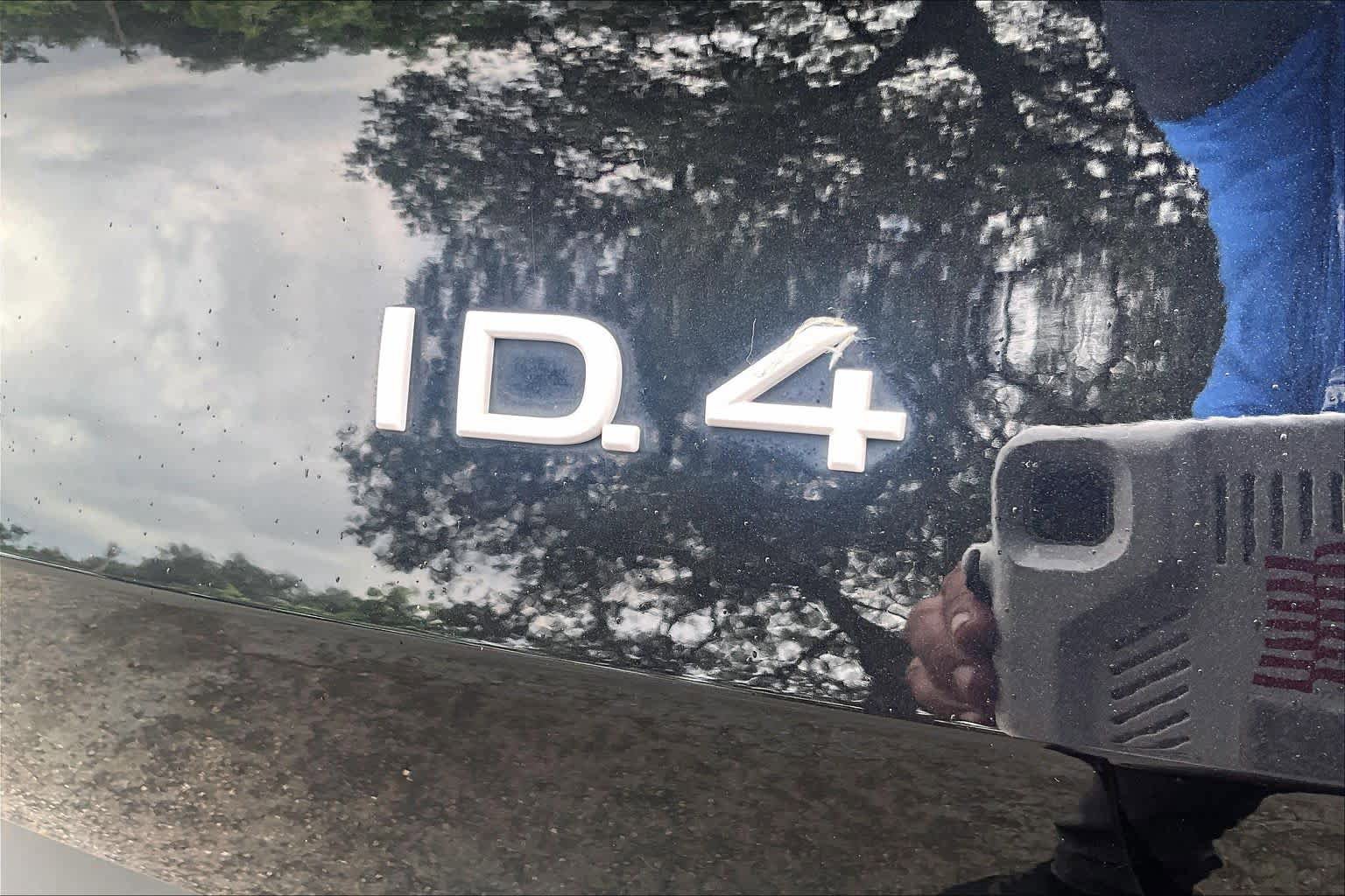 Used 2023 Volkswagen ID.4 S RWD image 9