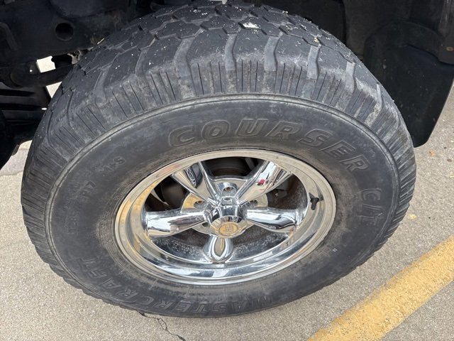 Used 2011 Jeep Wrangler Unlimited Sport w/ Connectivity Group image 2