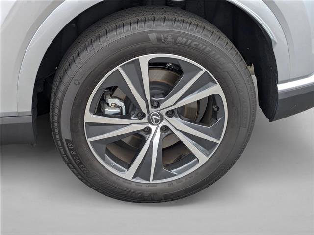 Used 2025 Lexus RX 350 FWD w/ Technology Package image 23