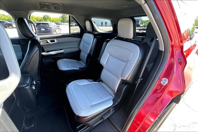 Used 2021 Ford Explorer XLT w/ Equipment Group 202A RWD image 22