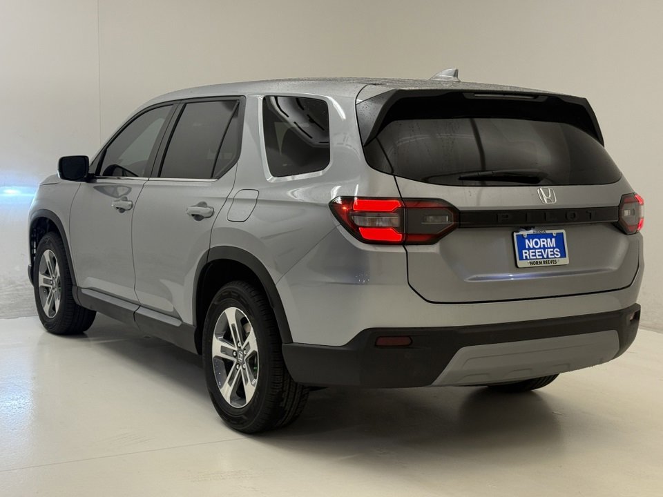 New 2025 Honda Pilot EX-L image 7