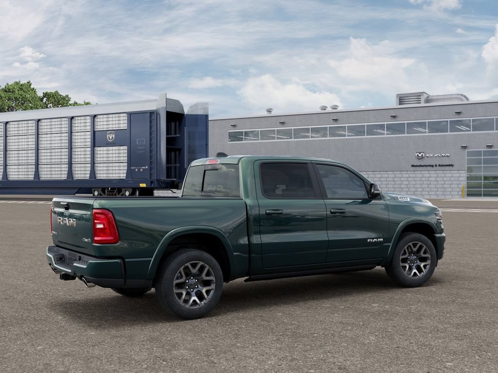 New 2027 RAM 1500 Laramie AWD/4WD image 4
