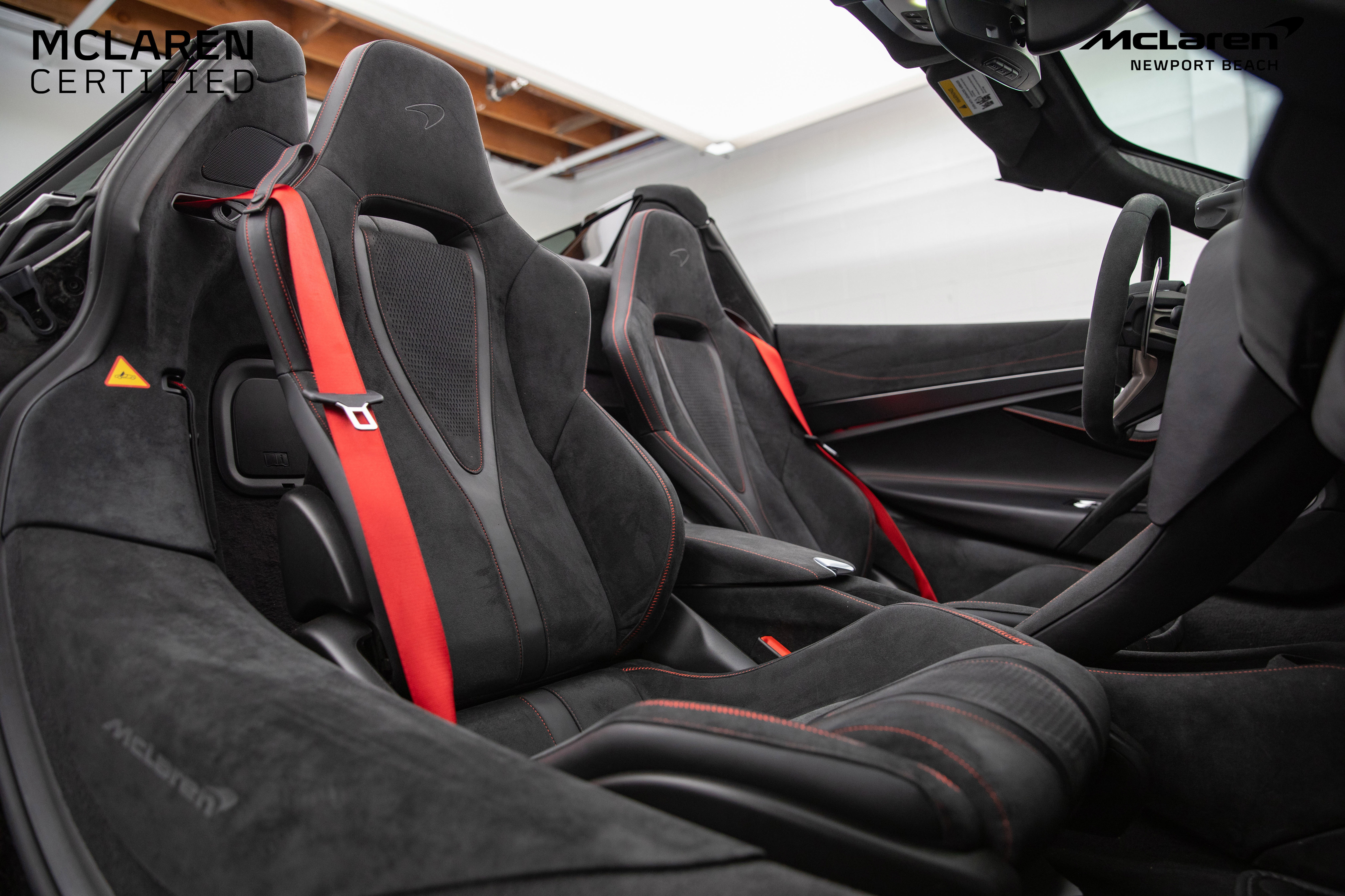 Used 2024 McLaren 750S Spider image 25