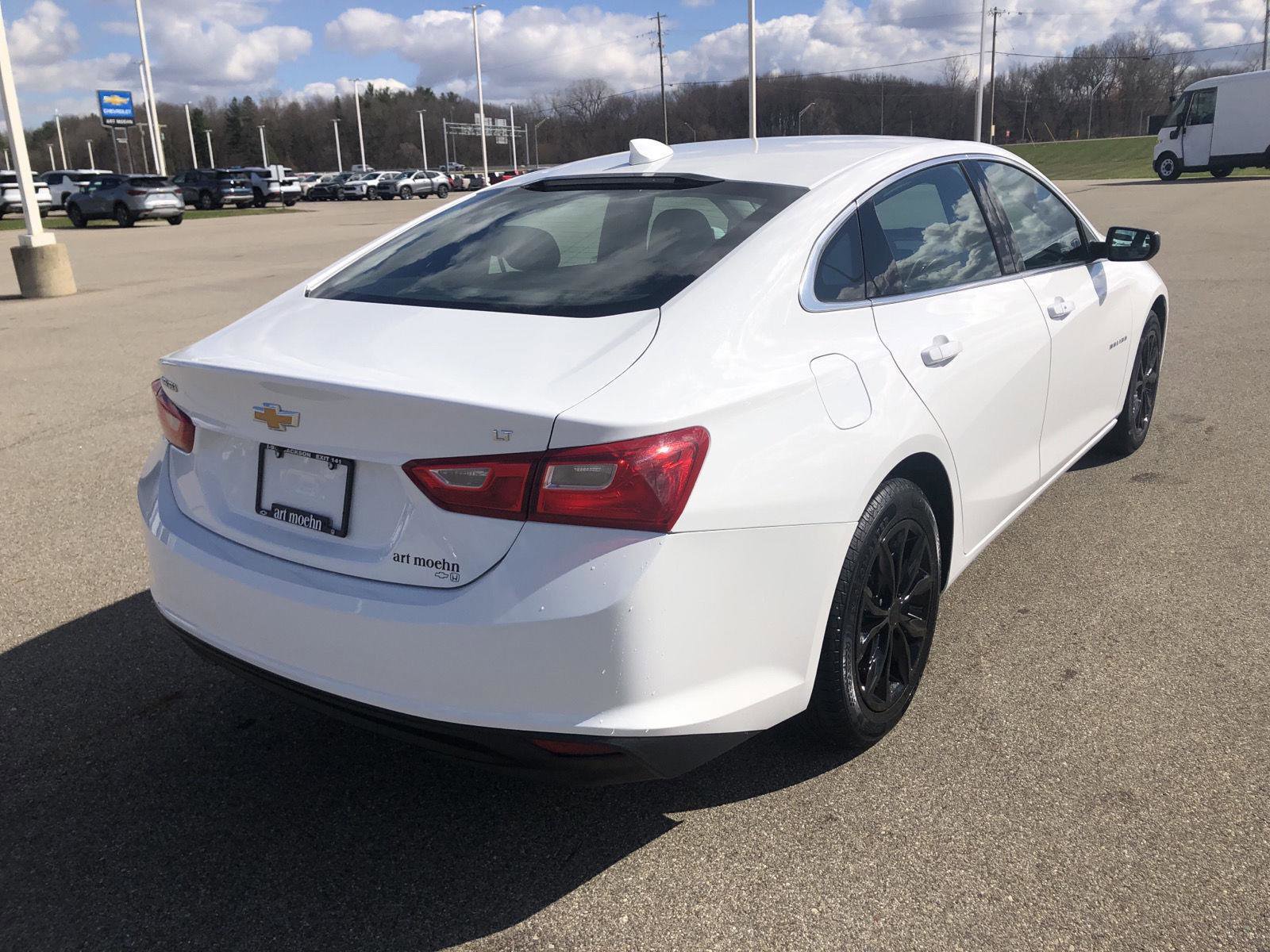 Used 2023 Chevrolet Malibu LT FWD image 11
