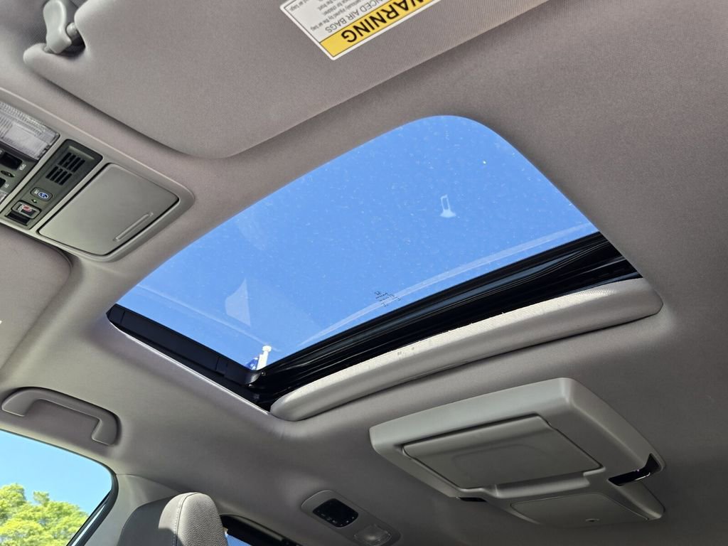 Used 2024 Honda Odyssey Touring image 19