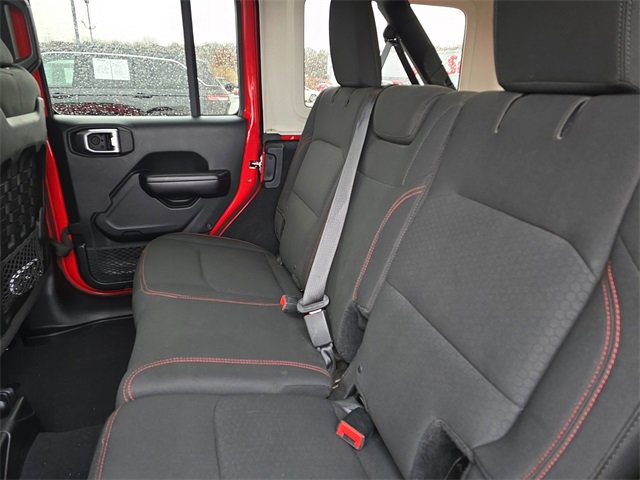 Used 2018 Jeep Wrangler Unlimited Rubicon image 25