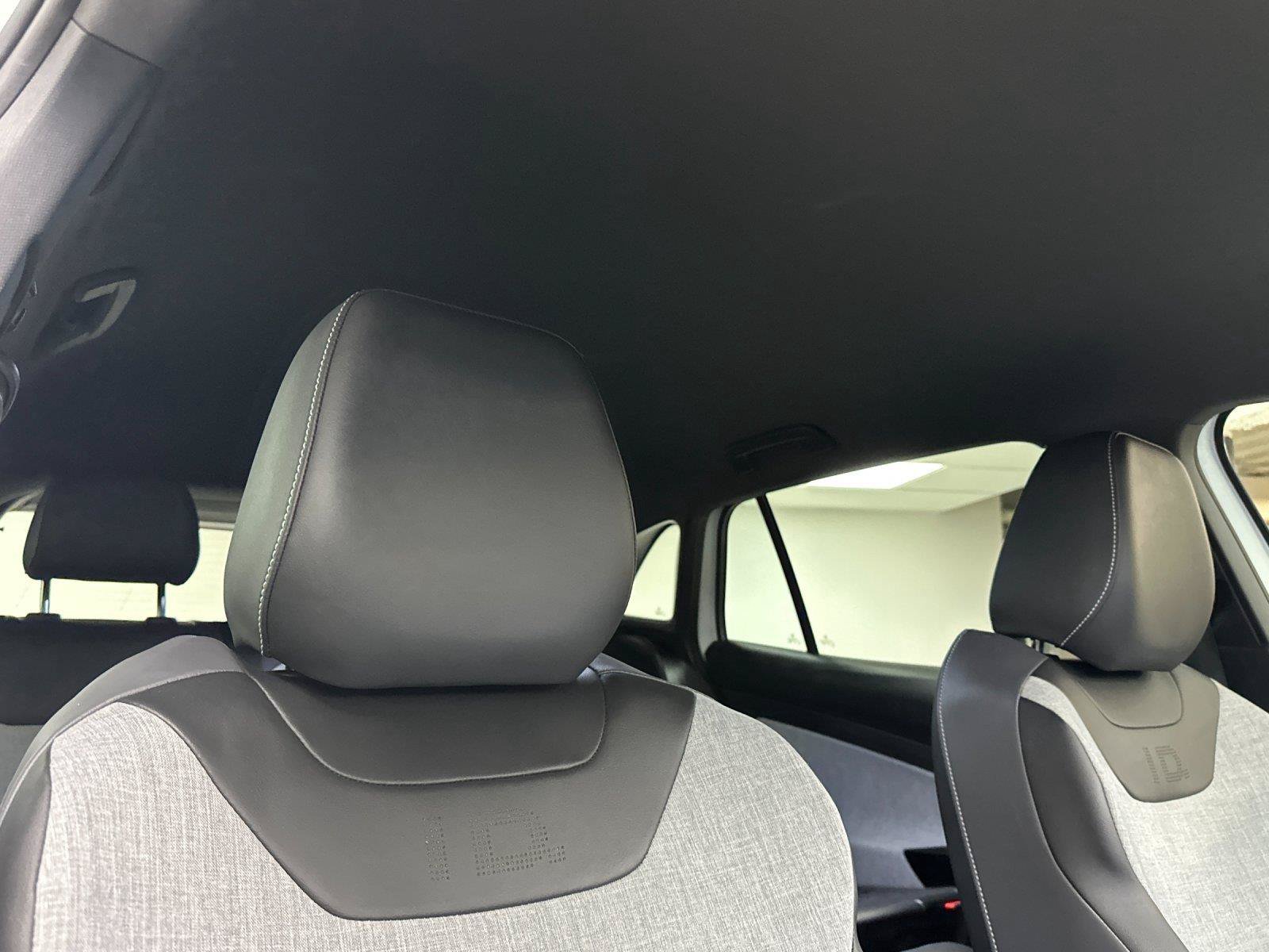 Used 2023 Volkswagen ID.4 Pro RWD image 16