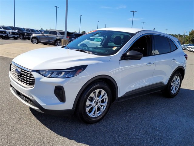 Used 2023 Ford Escape Active image 3