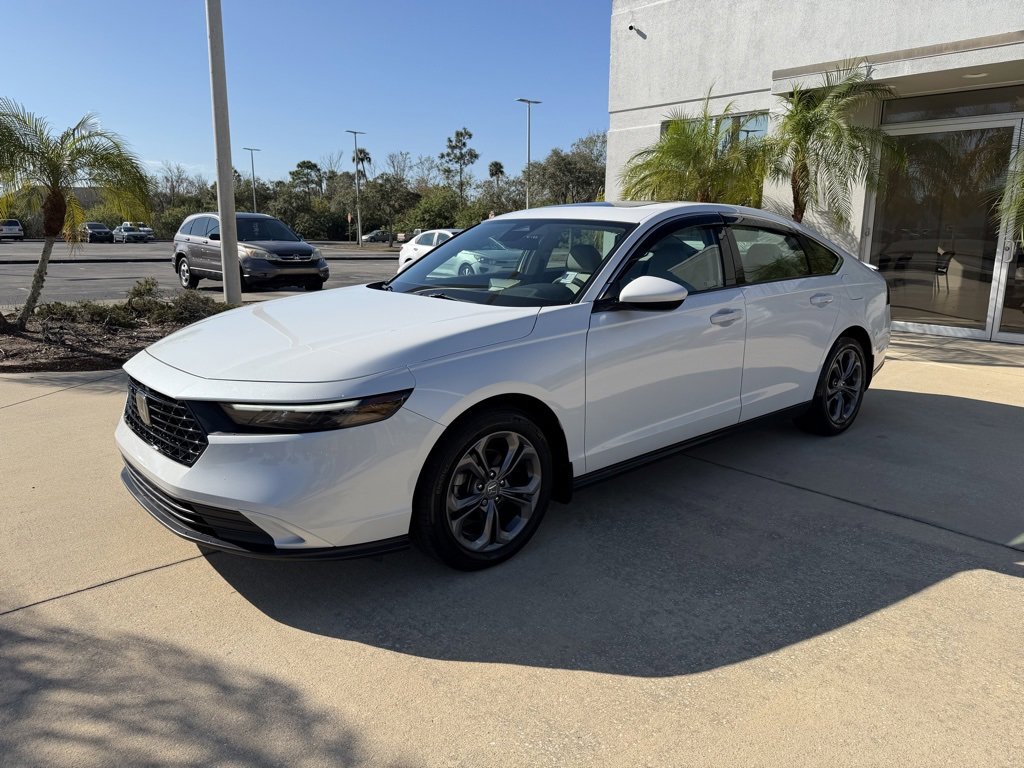 Used 2023 Honda Accord EX image 8
