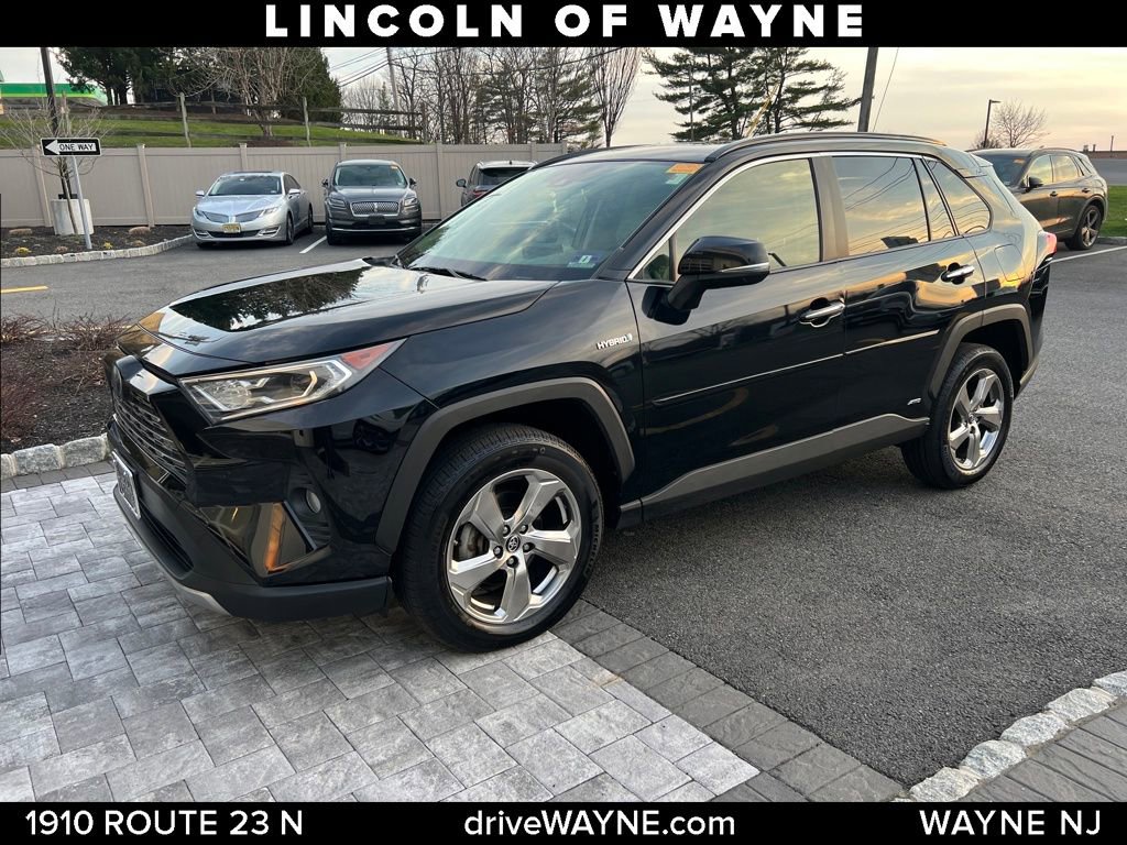 Used 2019 Toyota RAV4 Limited w/ Carpet Mat Package image 2