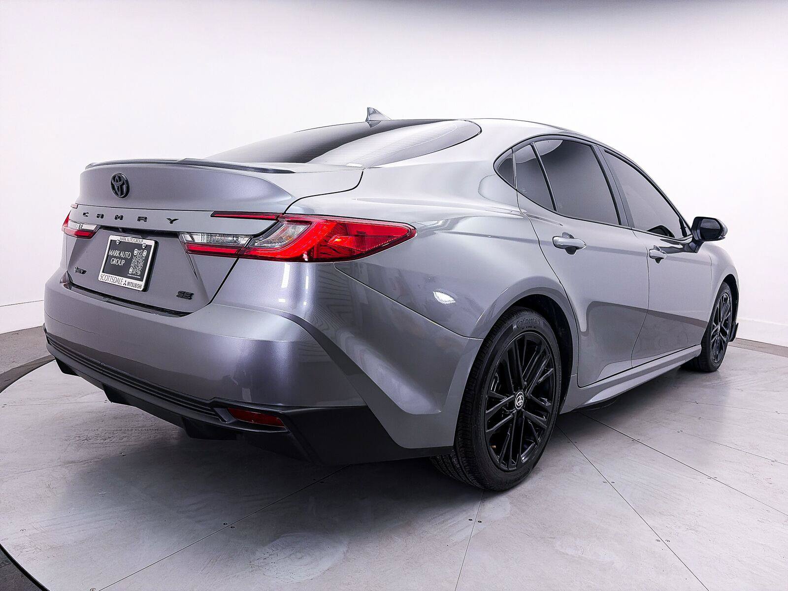 Used 2026 Toyota Camry SE w/ Convenience Package FWD image 15