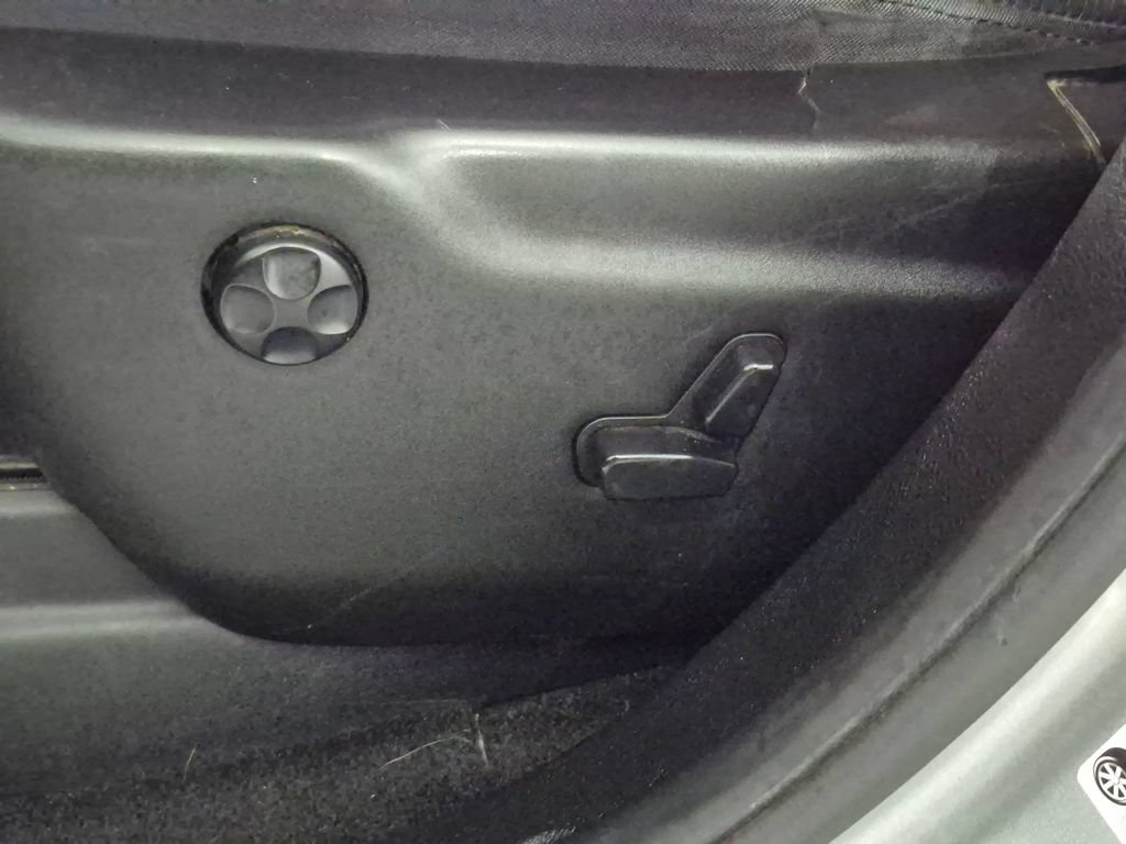 Used 2014 Jeep Grand Cherokee Limited AWD/4WD image 17