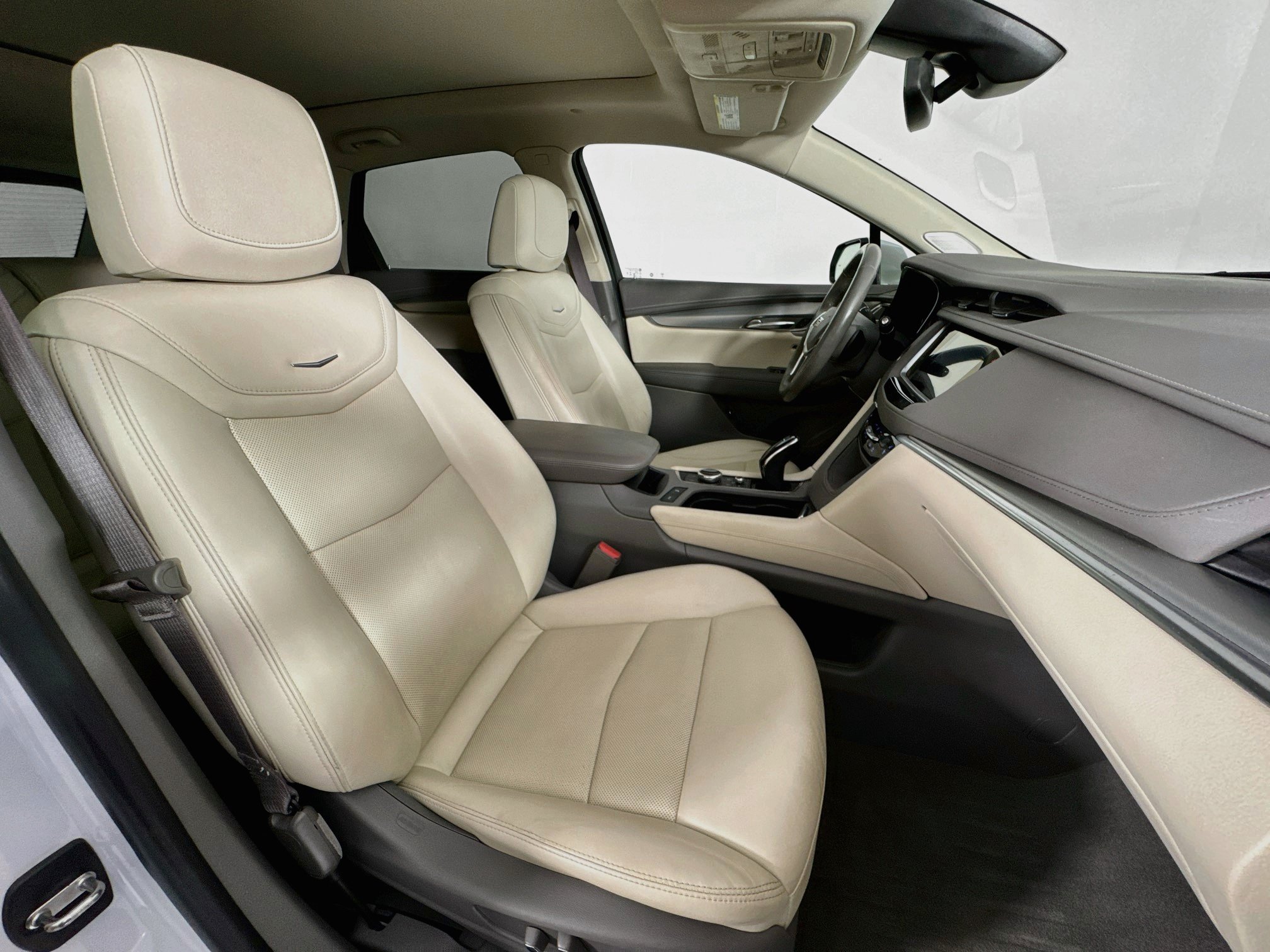 Used 2021 Cadillac XT5 Premium Luxury AWD/4WD image 29