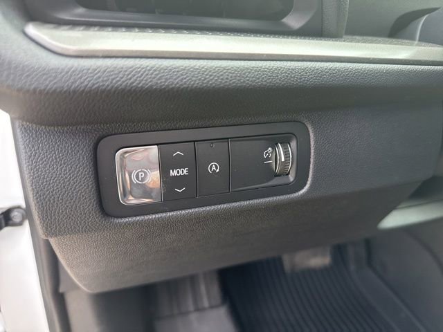 New 2026 Chevrolet Traverse LT w/ Driver Confidence Package image 20