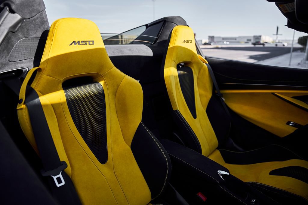 Used 2026 McLaren 750S Spider image 45