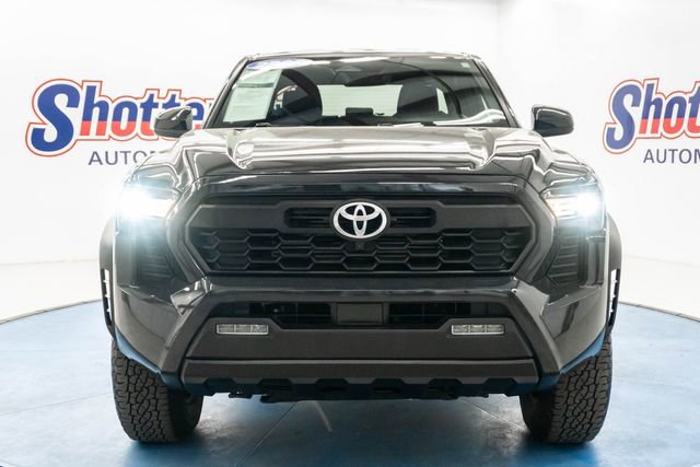 Used 2025 Toyota Tacoma TRD Off-Road AWD/4WD image 12
