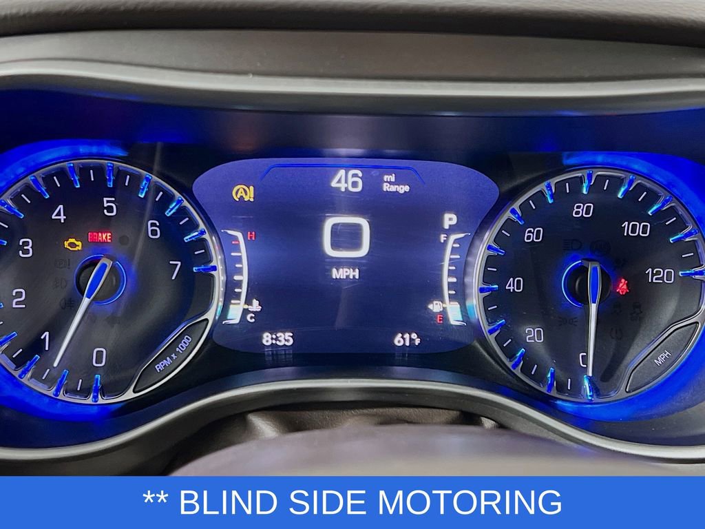 Used 2019 Chrysler Pacifica Touring-L w/ Advanced Safetytec Group image 13