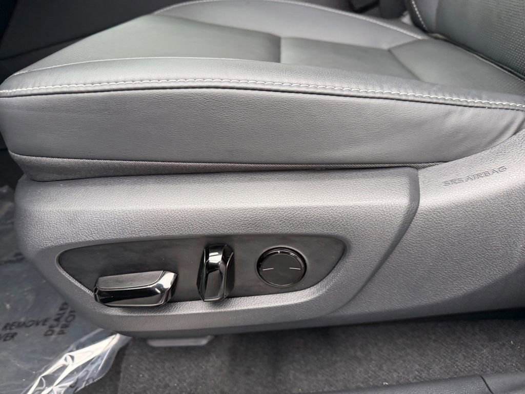 Used 2024 Lexus RX 350 Premium w/ Accessory Package (Z1) image 16