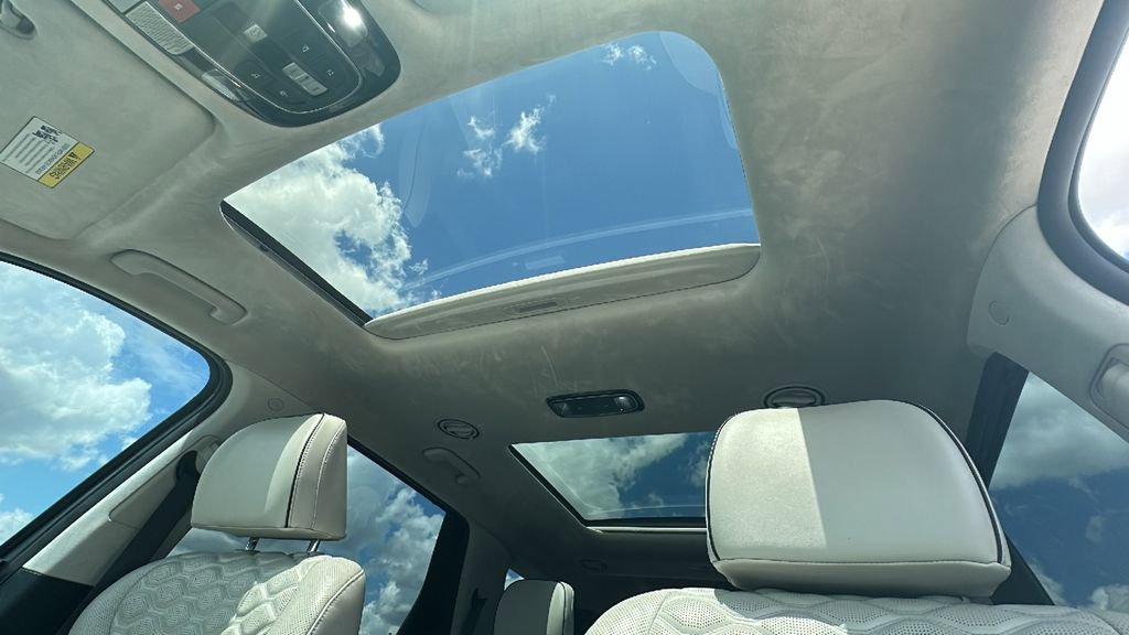 Used 2022 Hyundai Palisade Calligraphy w/ Cargo Package image 5