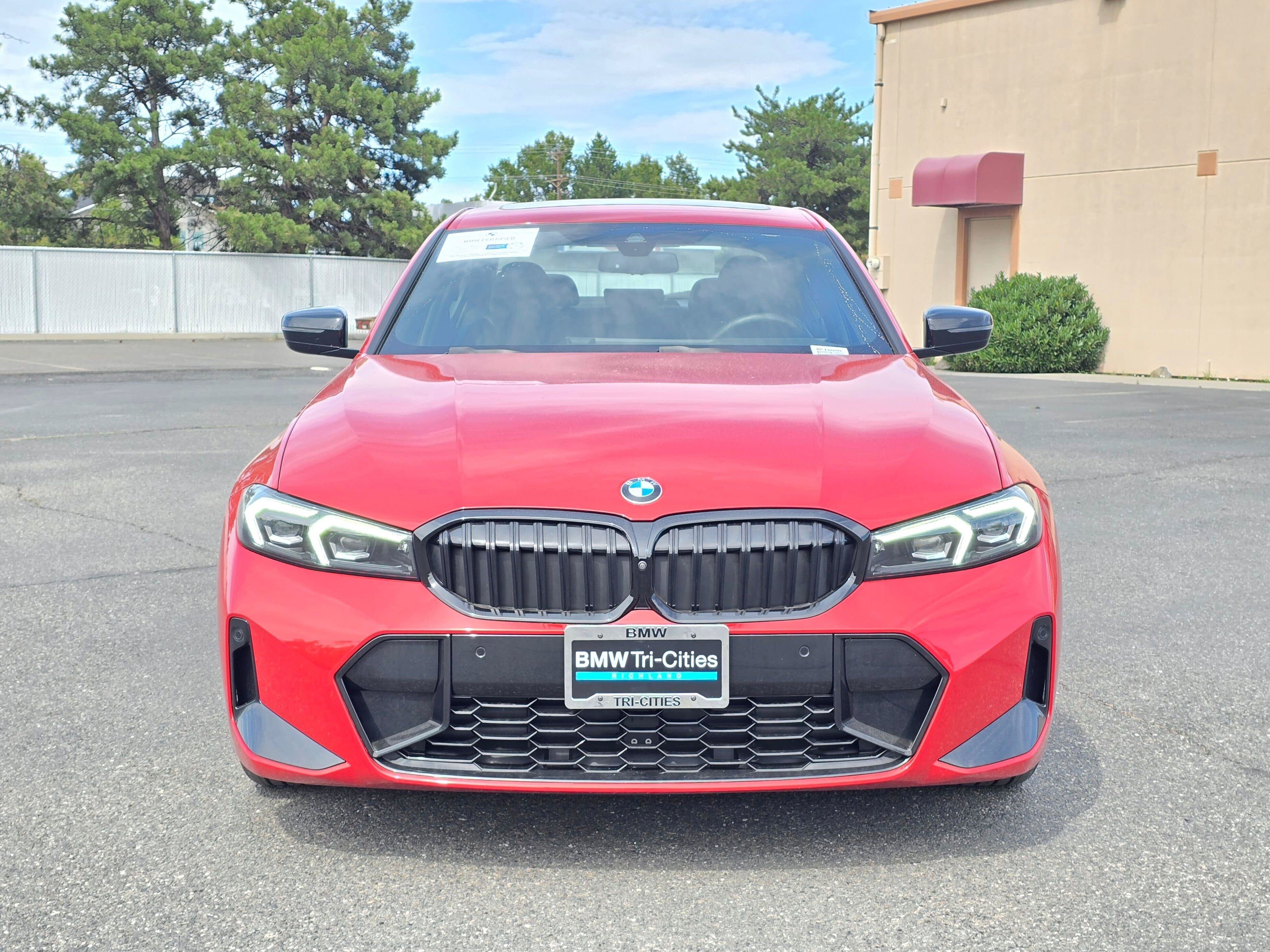 Certified 2023 BMW 330i xDrive Sedan w/ M Sport Package AWD/4WD image 6