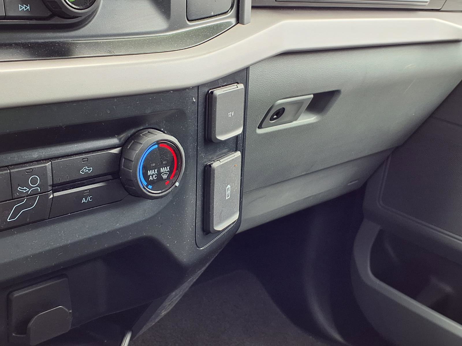 Used 2023 Ford F150 XLT image 12