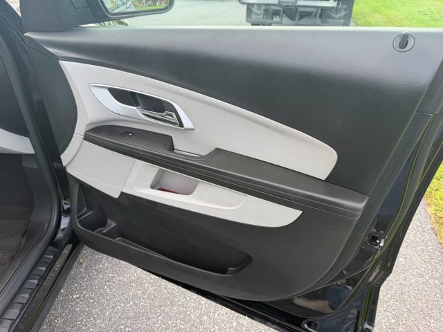 Used 2011 Chevrolet Equinox LS AWD/4WD image 21