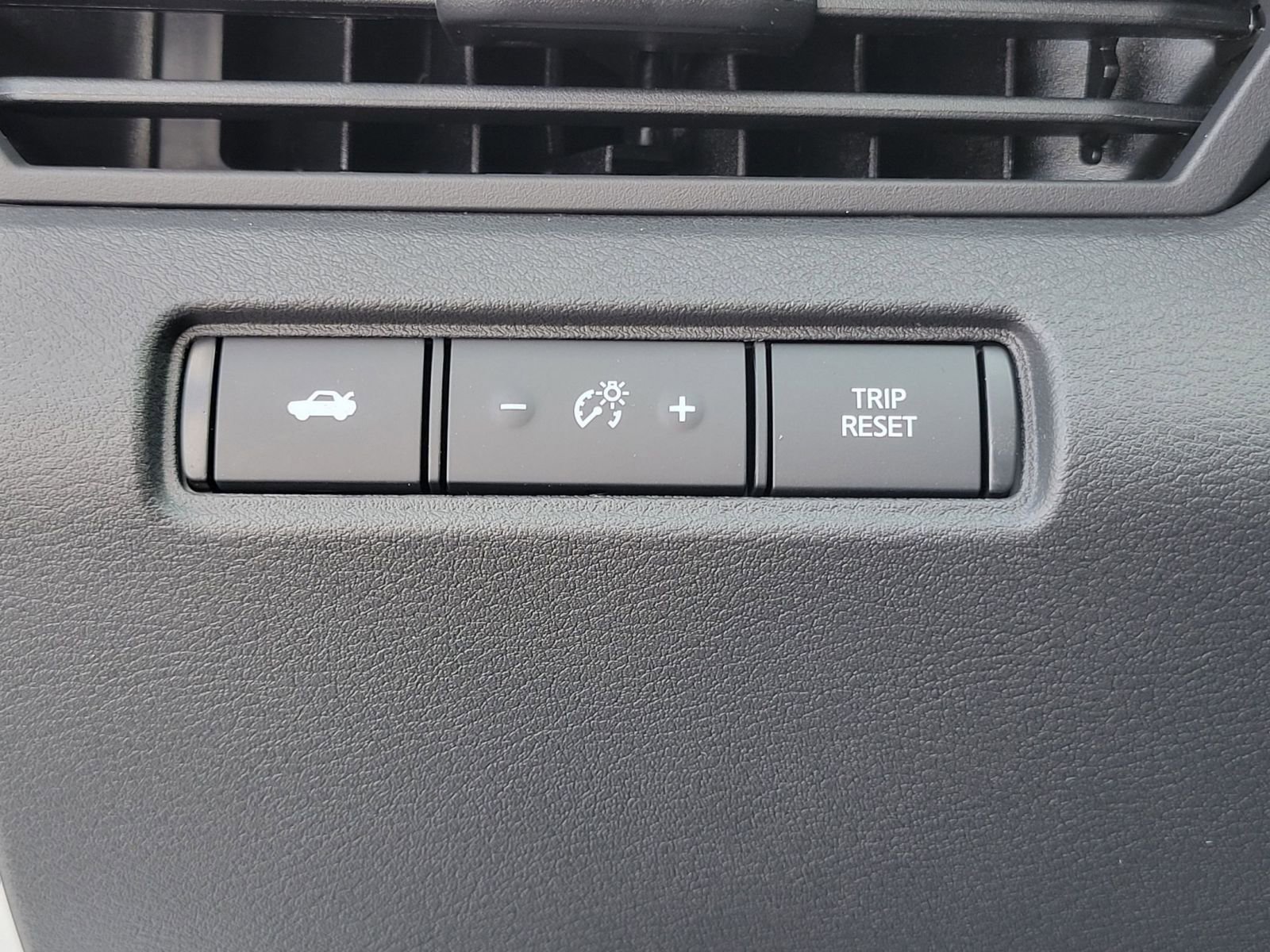 New 2025 Nissan Altima 2.5 SR w/ SR Premium Package image 21