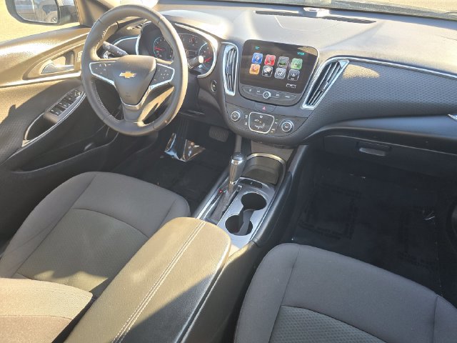 Used 2017 Chevrolet Malibu LT FWD image 28