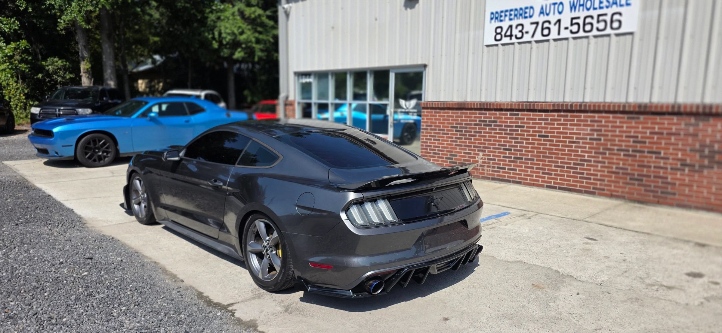 Used 2016 Ford Mustang Coupe w/ Equipment Group 051A RWD image 5