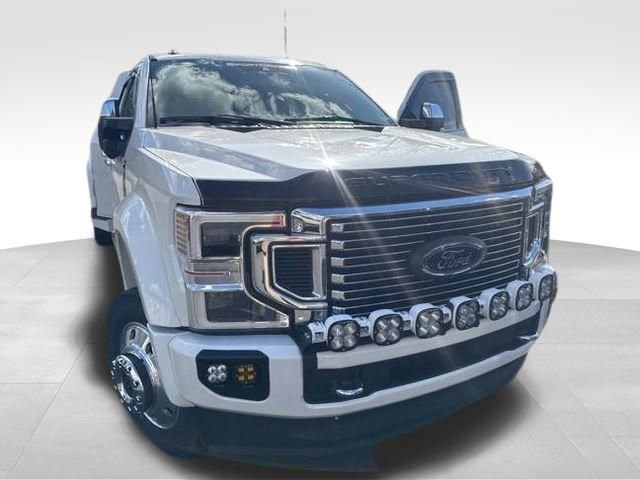 Used 2022 Ford F450 Platinum image 16