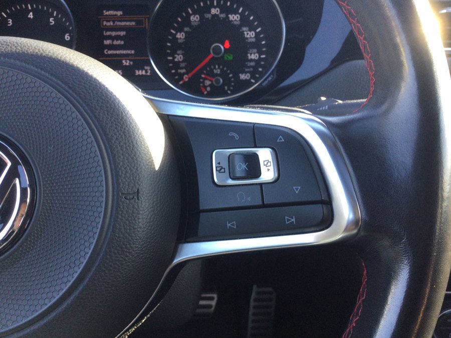 Used 2017 Volkswagen Jetta GLI FWD image 26