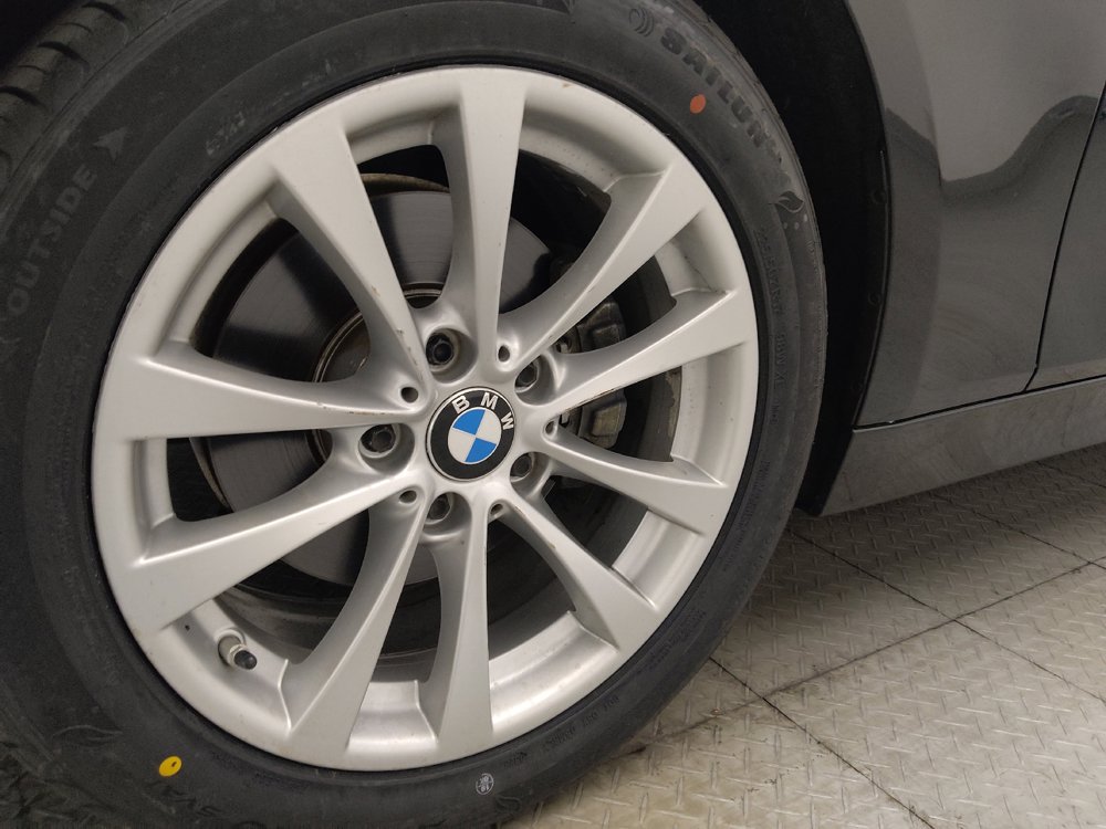 Used 2018 BMW 320i Sedan w/ Convenience Package RWD image 31