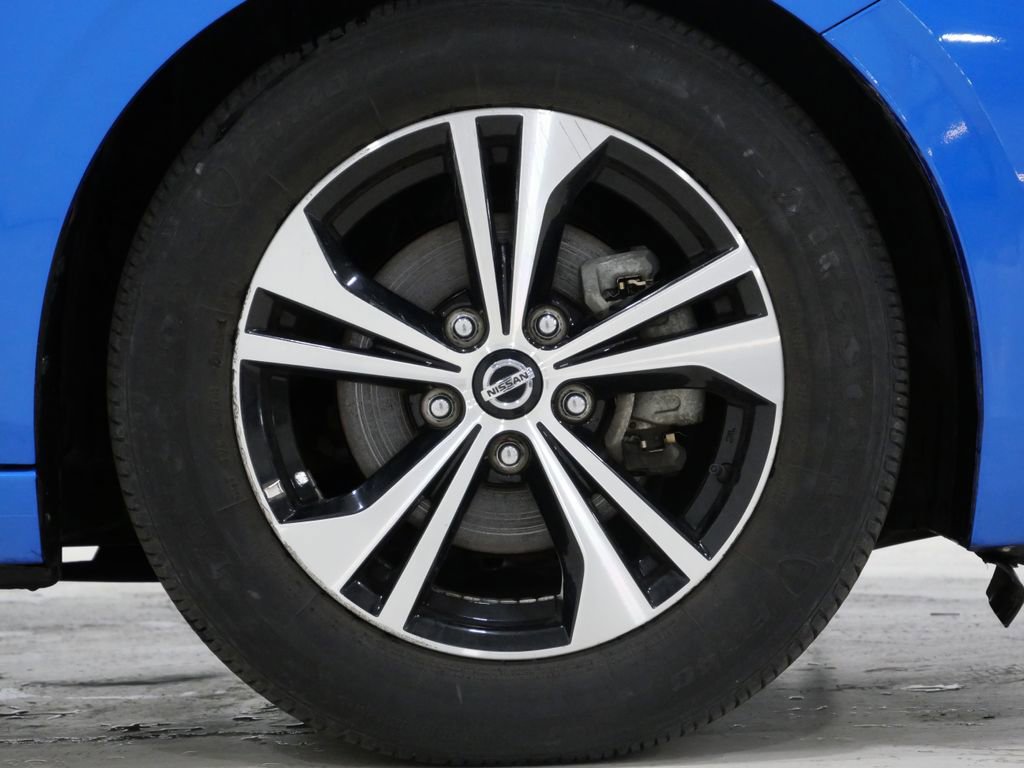 Used 2023 Nissan Sentra SV image 9