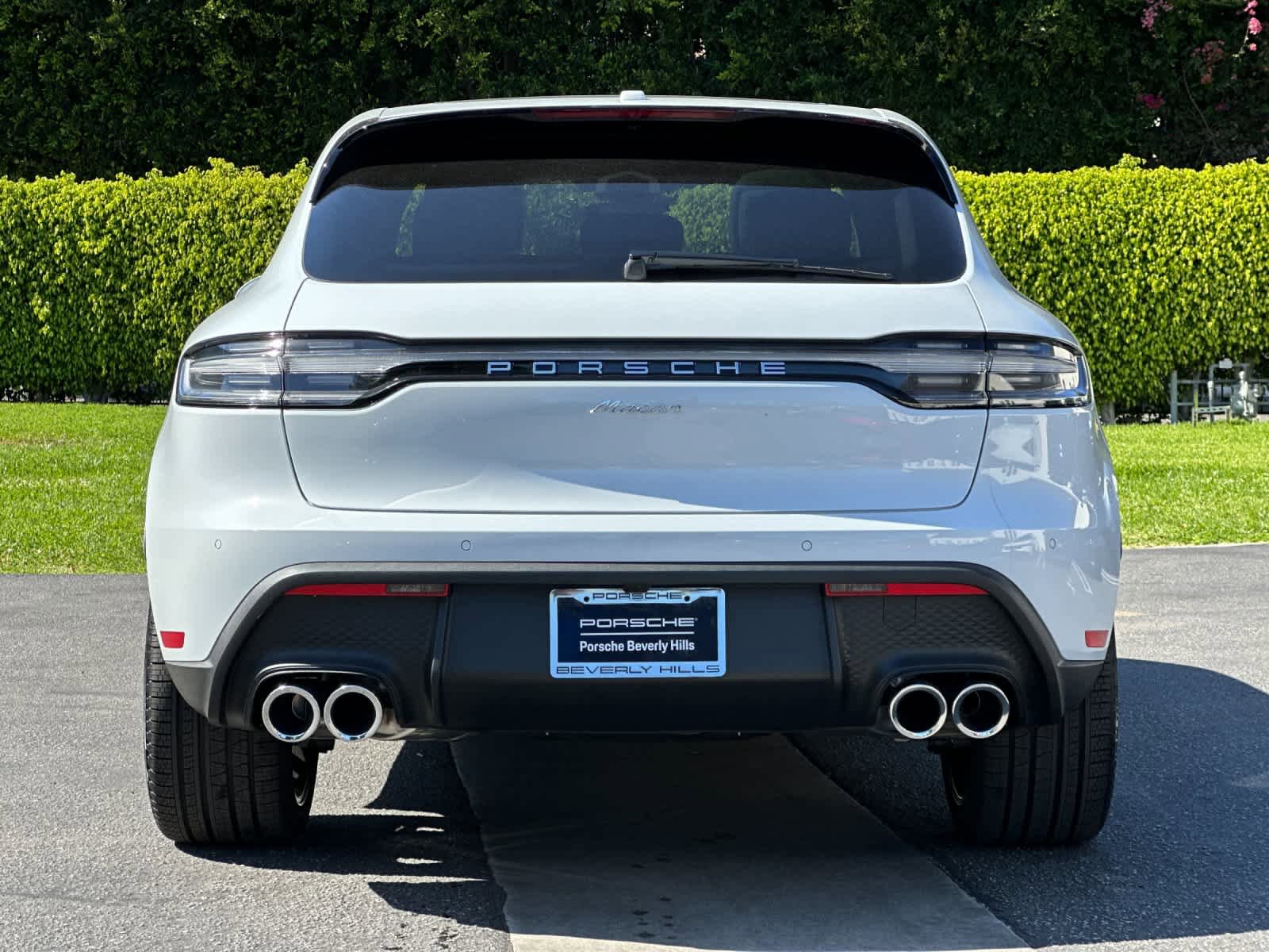 New 2026 Porsche Macan image 7