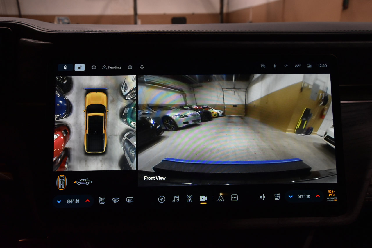 Used 2022 Rivian R1T Adventure image 35