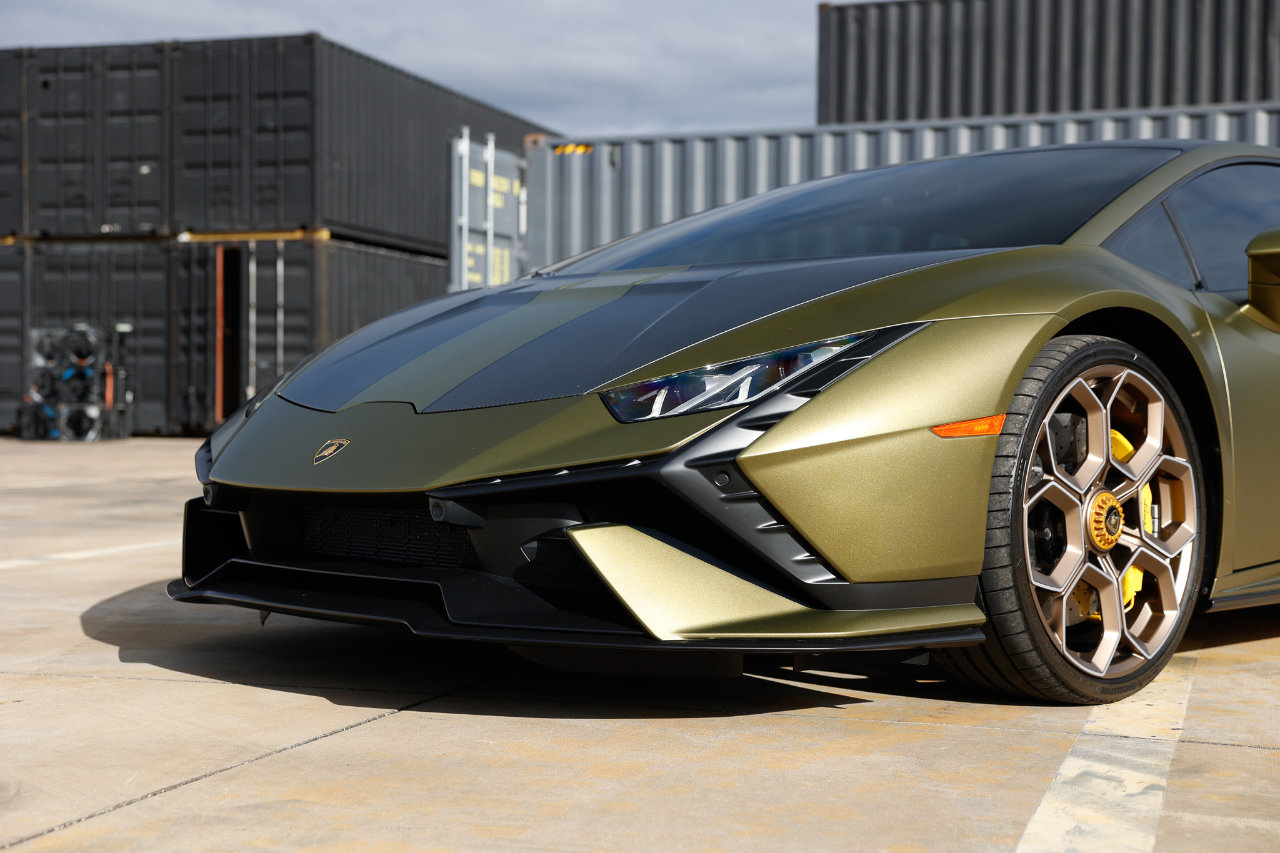 Used 2023 Lamborghini Huracan Tecnica image 32