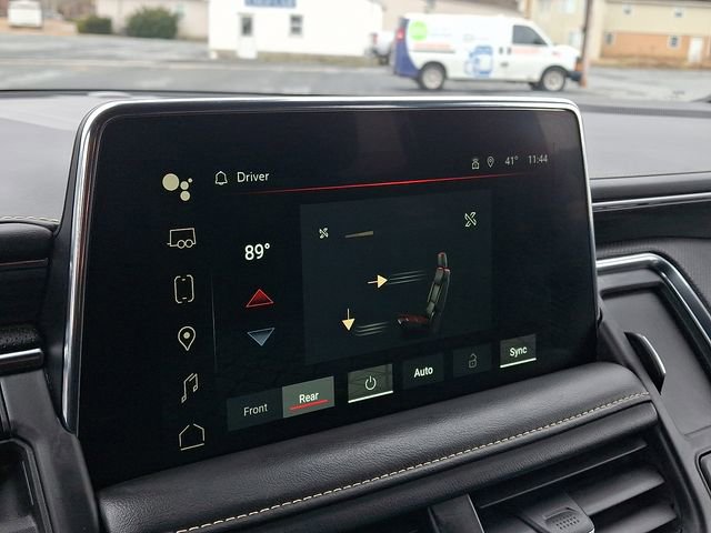 Certified 2024 GMC Yukon XL SLT w/ SLT Luxury Package image 17