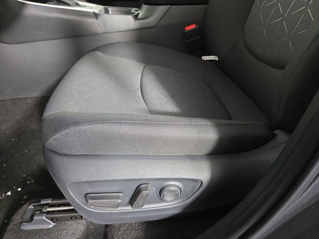 New 2025 Toyota RAV4 XLE image 29