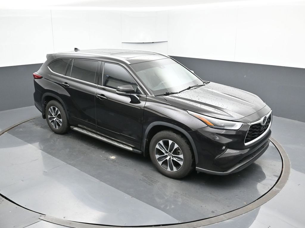Used 2022 Toyota Highlander XLE image 53
